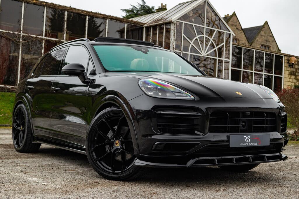 2022 Porsche Cayenne 3.0 V6 E-Hybrid Platinum Edition (462ps) Station Wagon