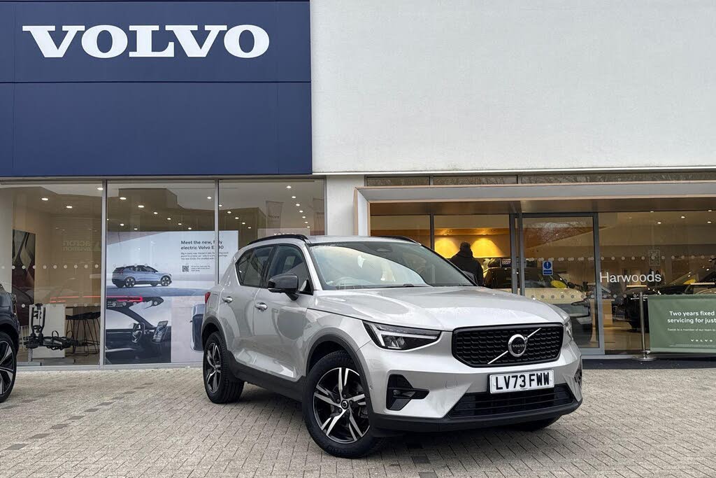 2023 Volvo XC40 2.0 B3 Plus