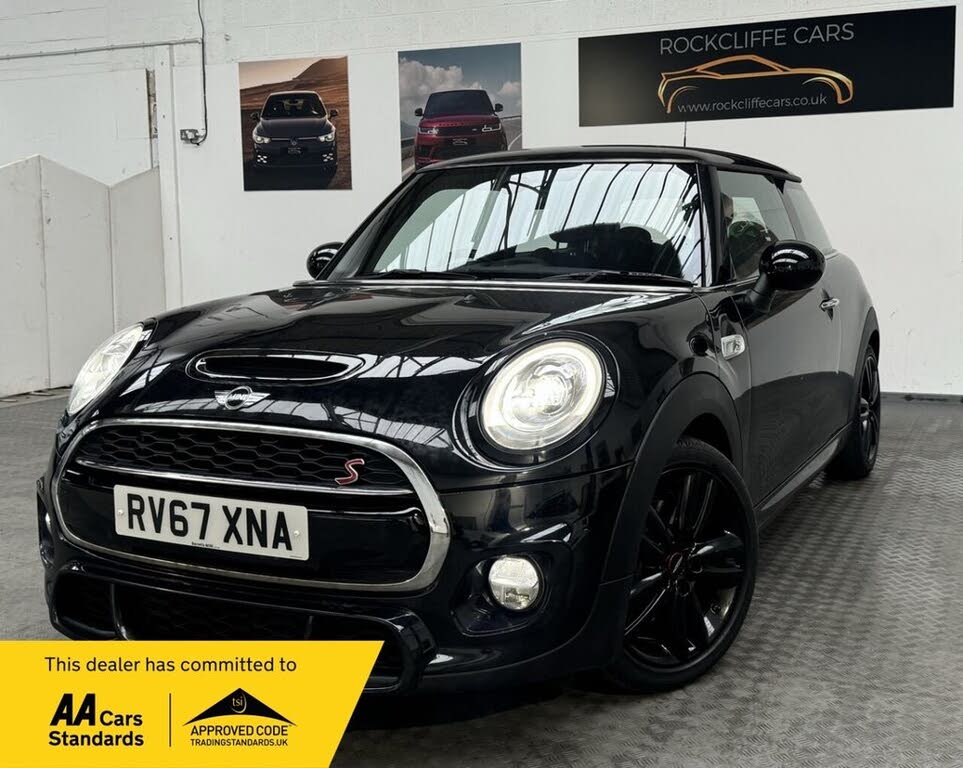 2017 MINI Mini 2.0 Cooper S (s/s) Hatchback 3d Sport Auto