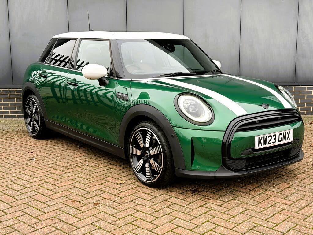 2023 MINI Mini 1.5 Cooper Exclusive (Premium Auto) Hatchback 5d Auto
