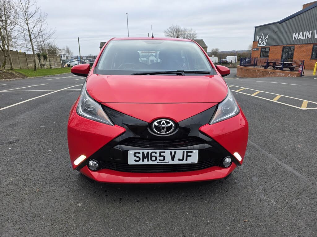 2016 Toyota AYGO 1.0 VVT-i x-pression 5d x-shift