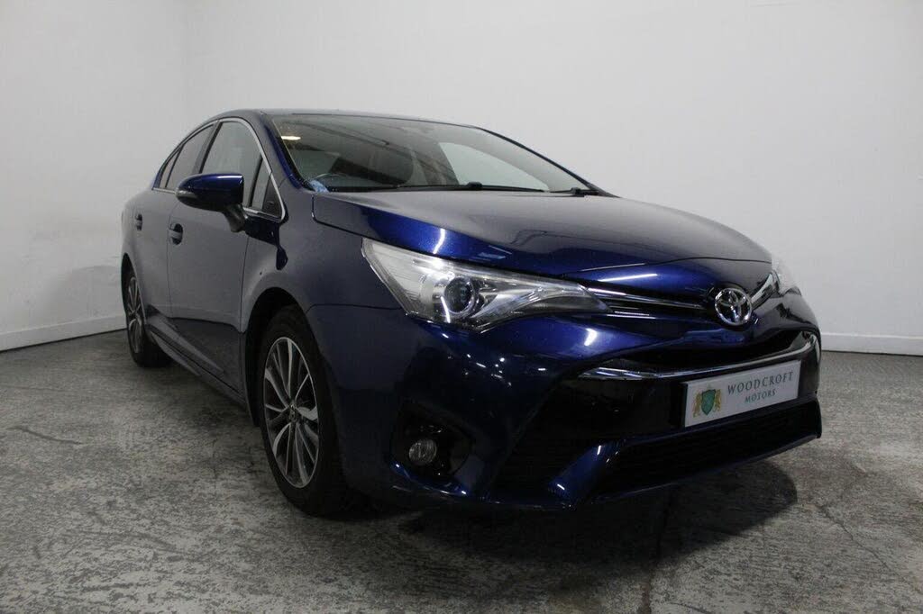 2015 Toyota Avensis 1.8 V-matic Business Edition Plus Saloon 4d CVT