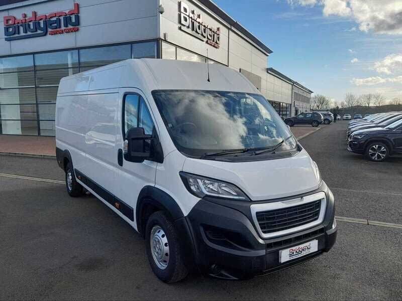 2019 Peugeot Boxer 2.2 BlueHDi Professional 435 L4 H2