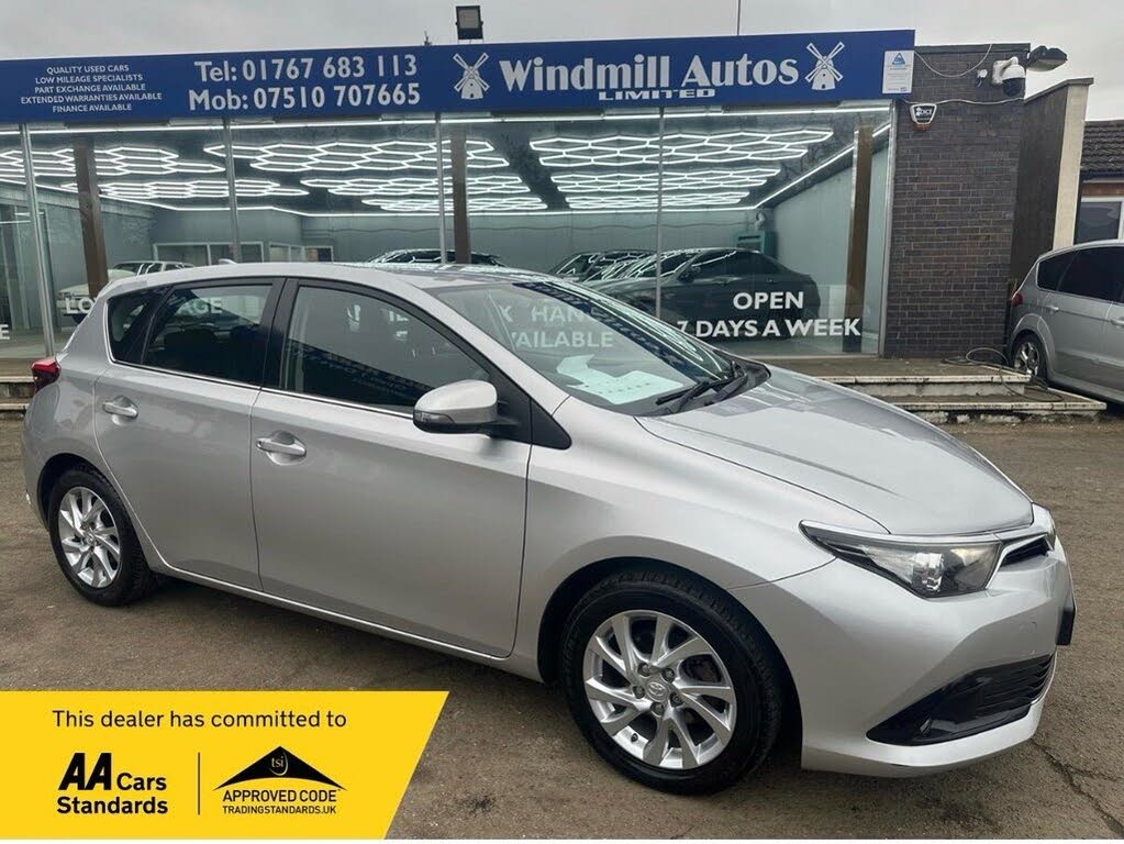 2016 Toyota Auris 1.2T Icon Hatchback