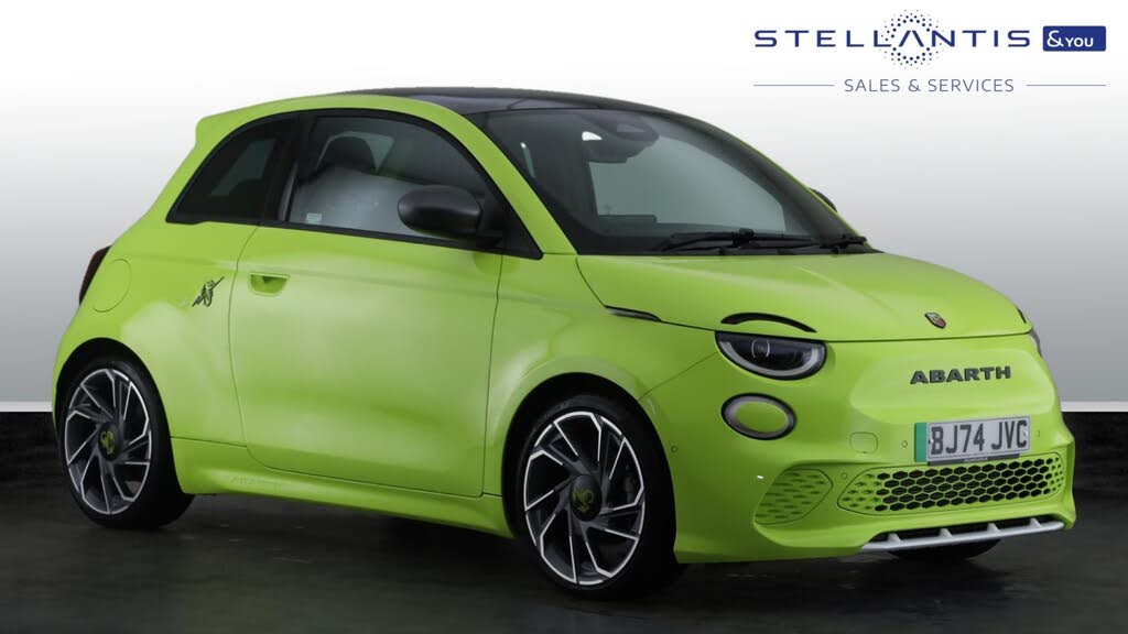 2024 Abarth 500 E 500e Turismo