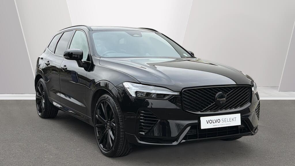 2025 Volvo XC60 2.0 T8 Ultra Black Edition