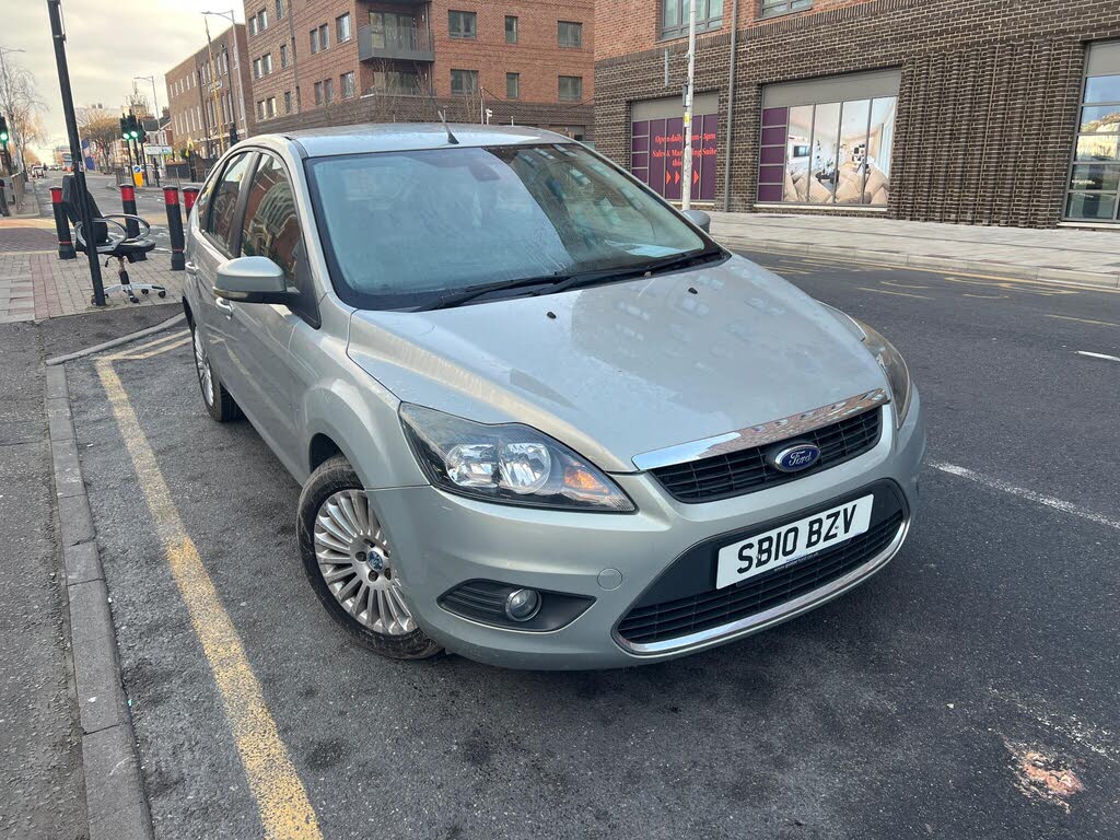 2010 Ford Focus 1.6 Titanium Hatchback auto