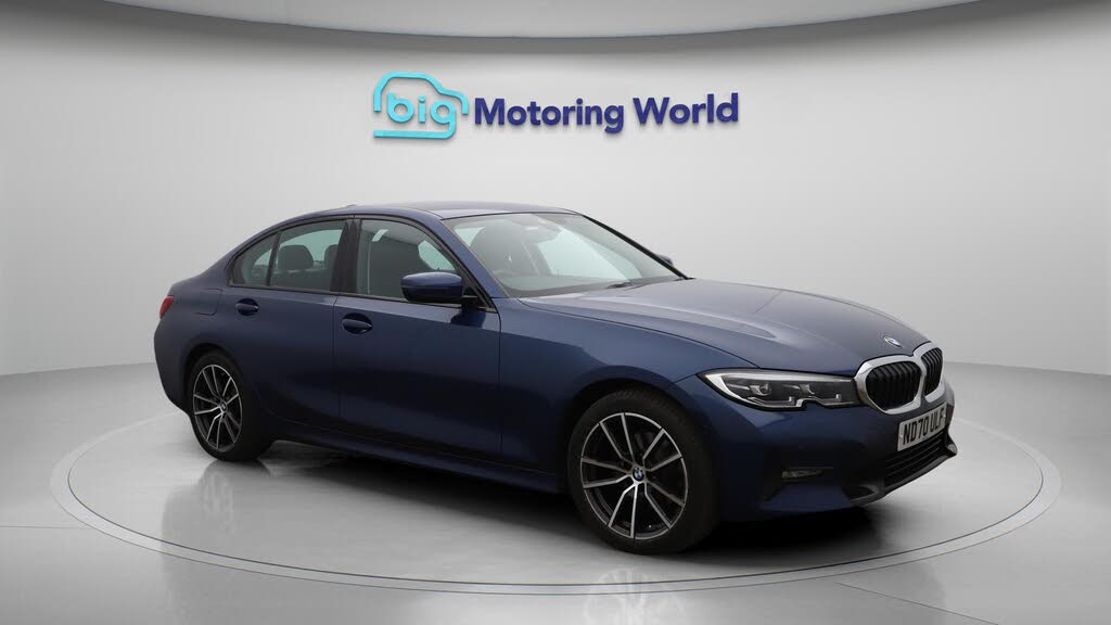 2021 BMW 3 Series 2.0 320i Sport Saloon 4d