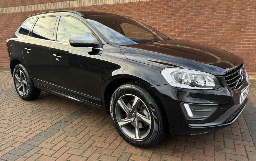 2016 Volvo XC60 2.4TD D5 R-Design Geartronic