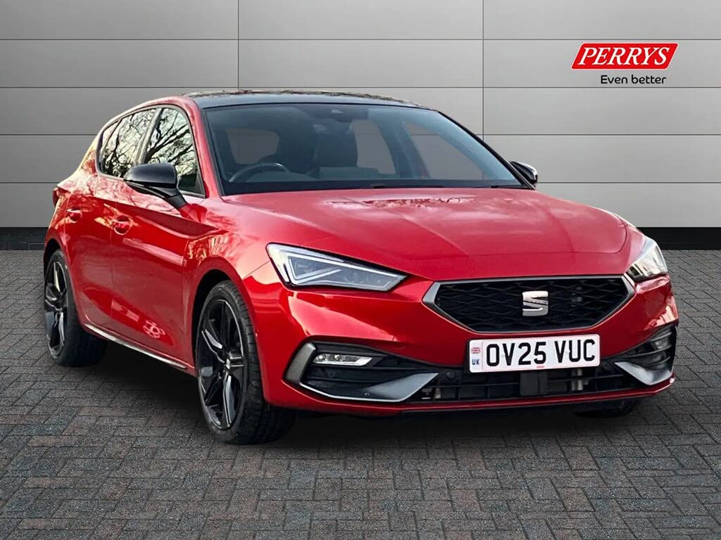 2025 Seat Leon 1.5 TSI FR Black Edition Hatchback