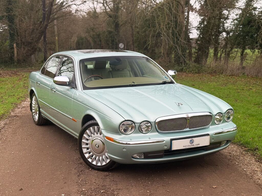 2003 Jaguar XJ Series 4.2 XJR