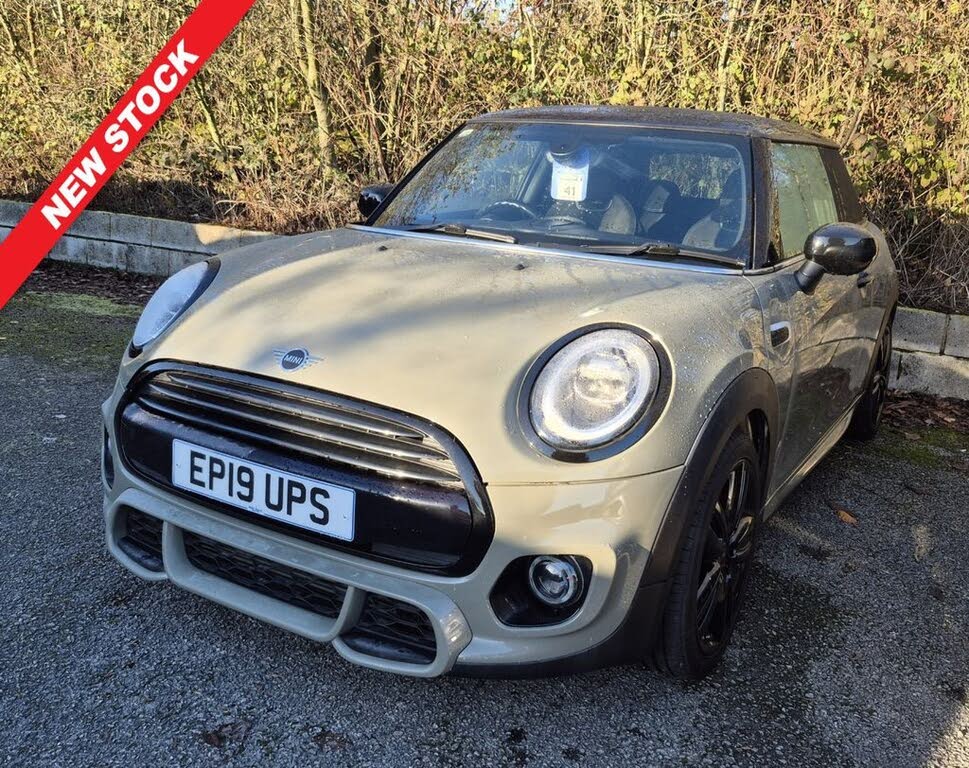 2019 MINI Mini 1.5 Cooper Sport Hatchback 3d