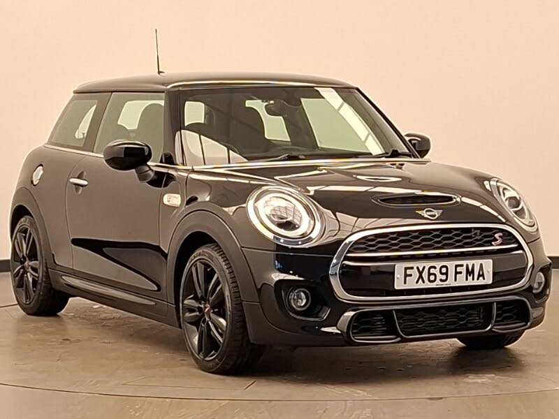 2019 MINI Mini 2.0 Cooper S Sport (189bhp) Hatchback 3d
