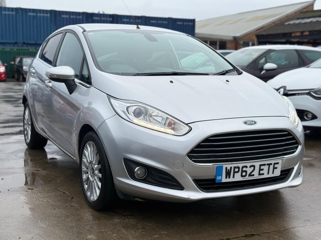 2012 Ford Fiesta 1.6 Titanium (105ps) 5d Powershift