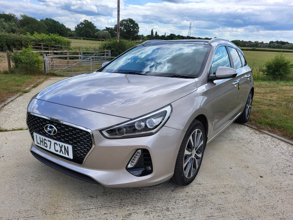 2017 Hyundai i30 1.4 T-GDi Premium SE Tourer DCT