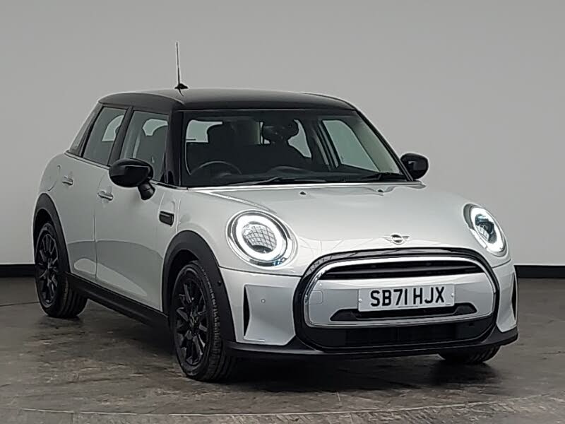 2022 MINI Mini 1.5 Cooper Classic Hatchback 5d
