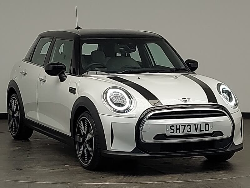 2023 MINI Mini 1.5 Cooper Exclusive (Premium Auto) Hatchback 5d Auto
