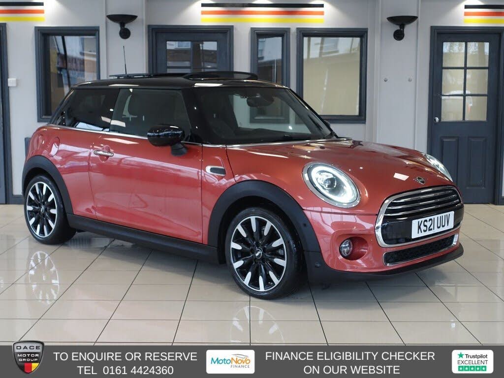 2021 MINI Mini 1.5 Cooper Exclusive Series II Hatchback 3d Auto