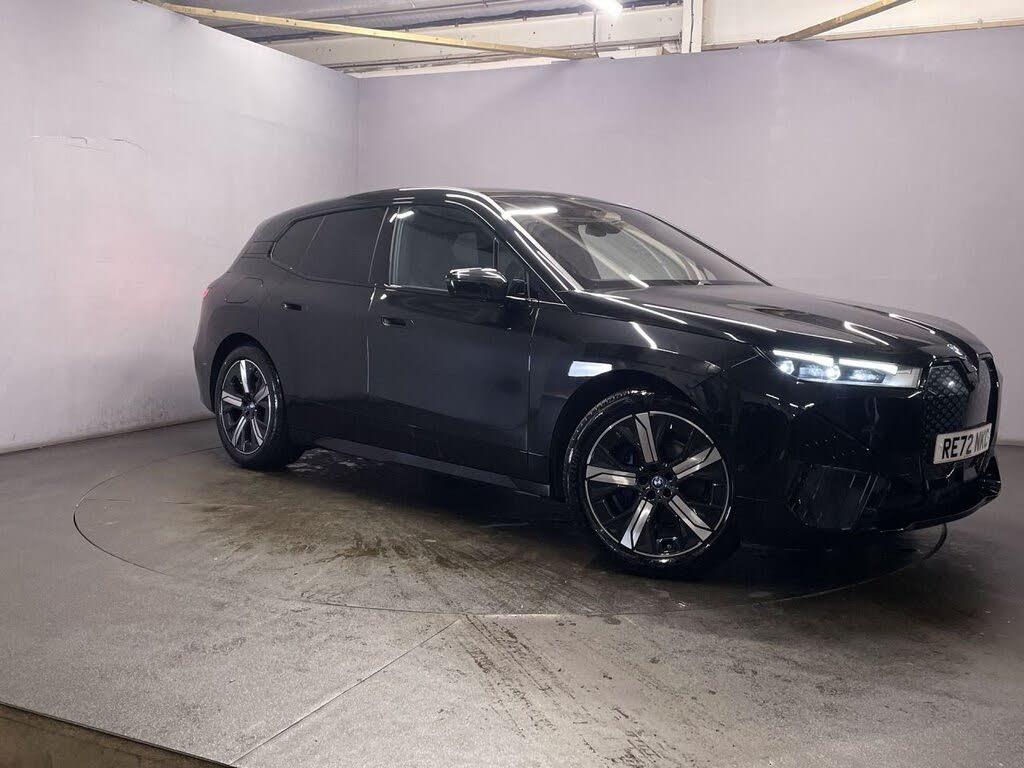 2022 BMW iX E xDrive 40 M Sport Edition