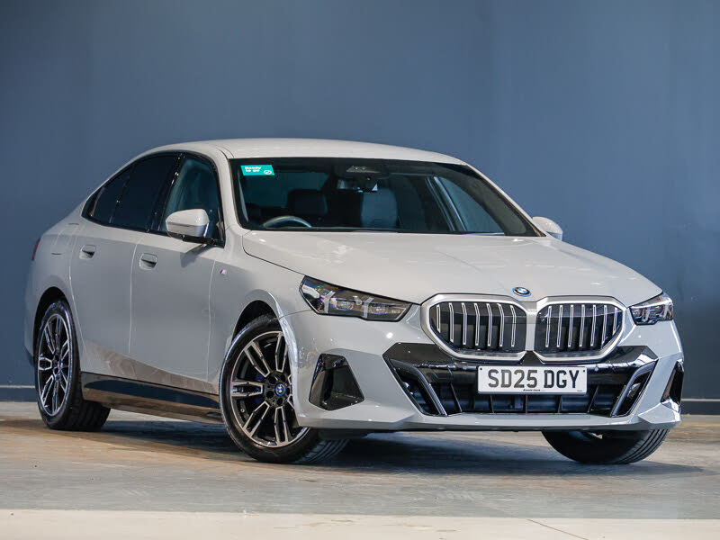 2025 BMW 5 Series 2.0 530e M Sport Saloon 4d