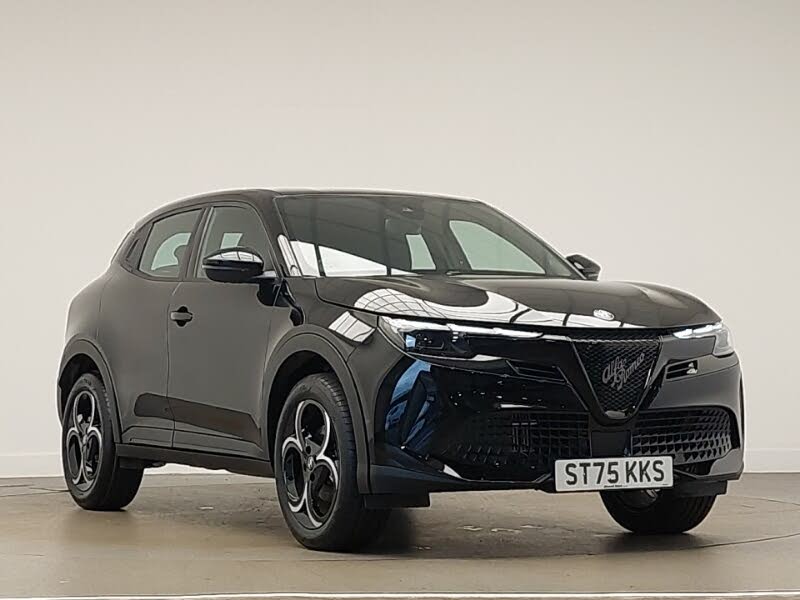 2025 Alfa Romeo Junior 1.2