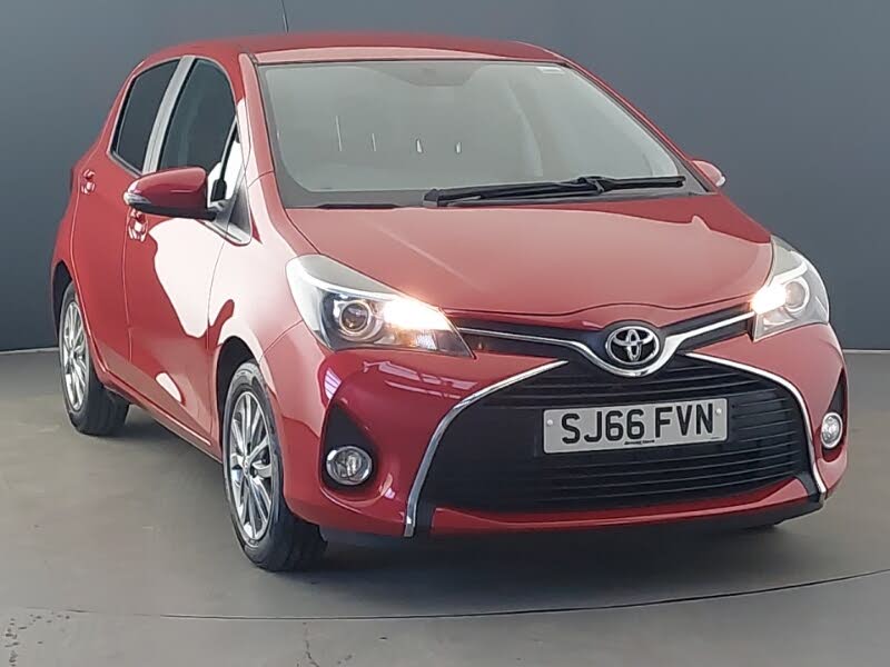 2016 Toyota Yaris 1.0 VVT-i Icon 5d