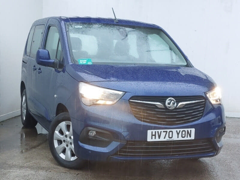 2020 Vauxhall Combo Life 1.2i Energy (110ps) (7st)