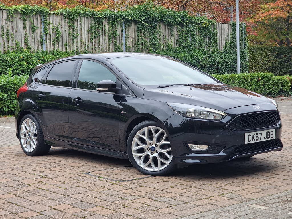 2017 Ford Focus 1.0T ST-Line (125ps) Hatchback