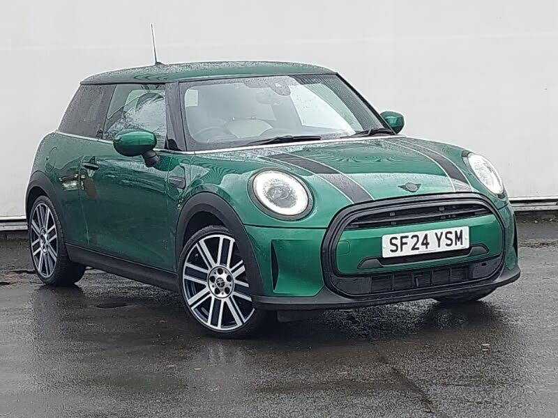 2024 MINI Mini 1.5 Cooper Exclusive (Premium Auto) Hatchback 3d Auto