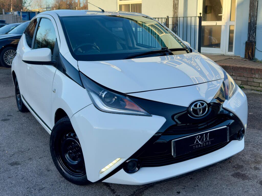 2018 Toyota AYGO 1.0 VVT-i x-style (71bhp) x-shift