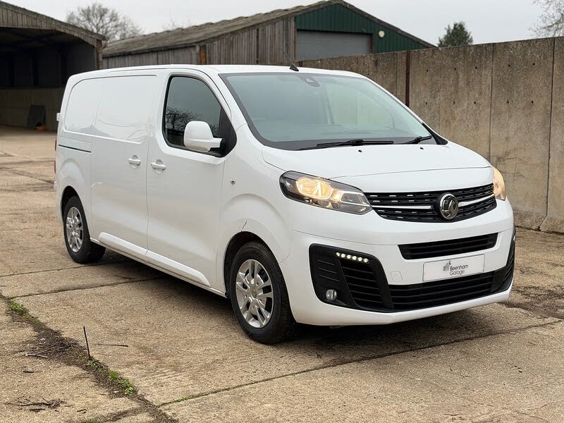 2019 Vauxhall Vivaro 1.5TD 2700 L1H1 Sportive (100PS)(Eu6dT)