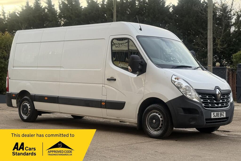2018 Renault Master 2.3dCi LM35 130 Business Medium Roof Panel Van