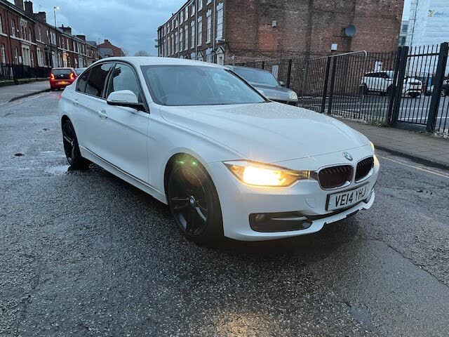2014 BMW 3 Series 2.0TD 320d Sport Saloon 4d