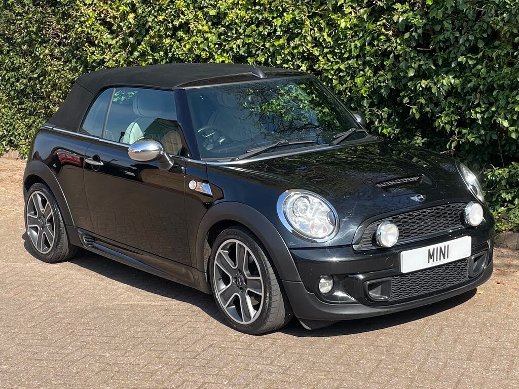 2011 MINI Mini 1.6 Cooper S Convertible 2d auto
