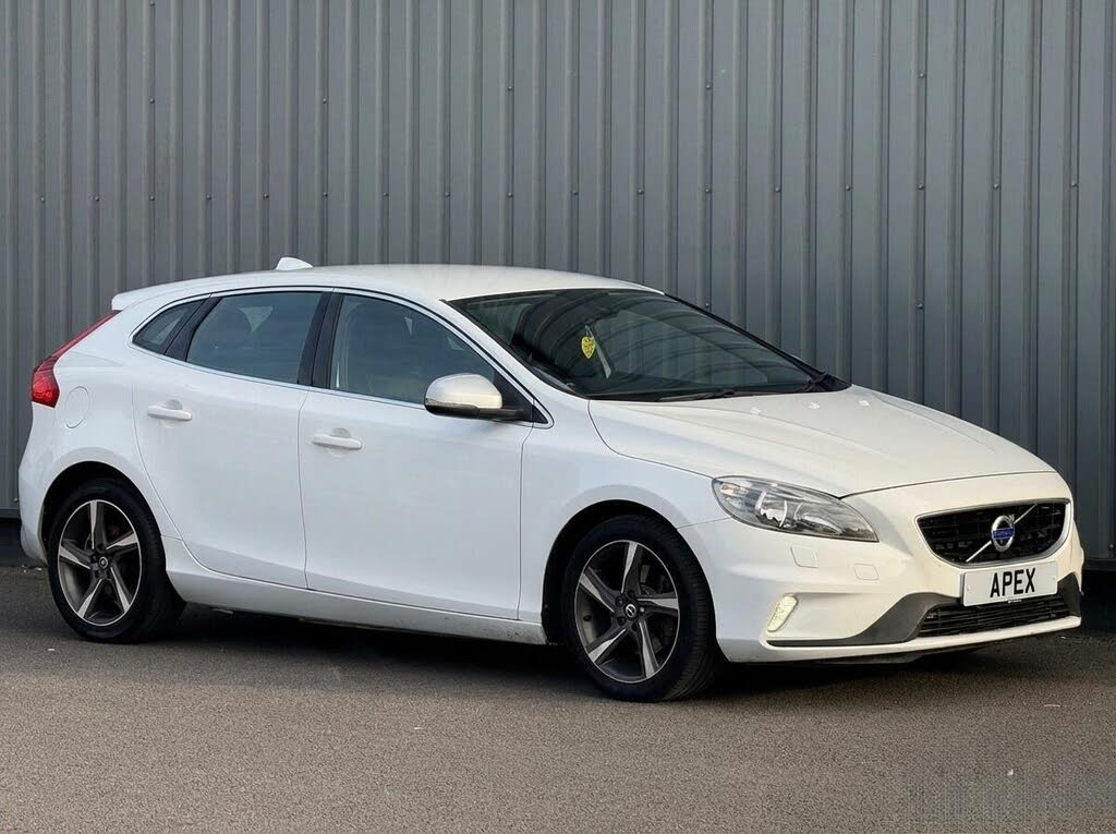 2015 Volvo V40 2.0 T2 R-Design Nav