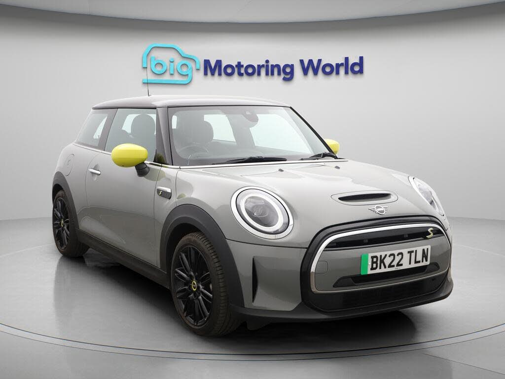 2022 MINI Mini E Cooper S 2)