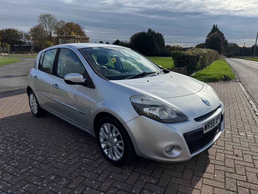 2009 Renault Clio 1.2 Dynamique 16v 75 Hatchback 5d