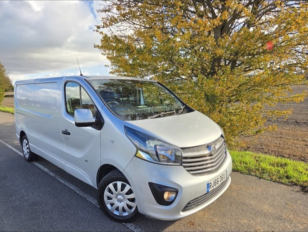 2016 Vauxhall Vivaro 1.6CDTi Sportive 2900 L2H1 (125PS)(EU6) BiTurbo (s/s) Panel