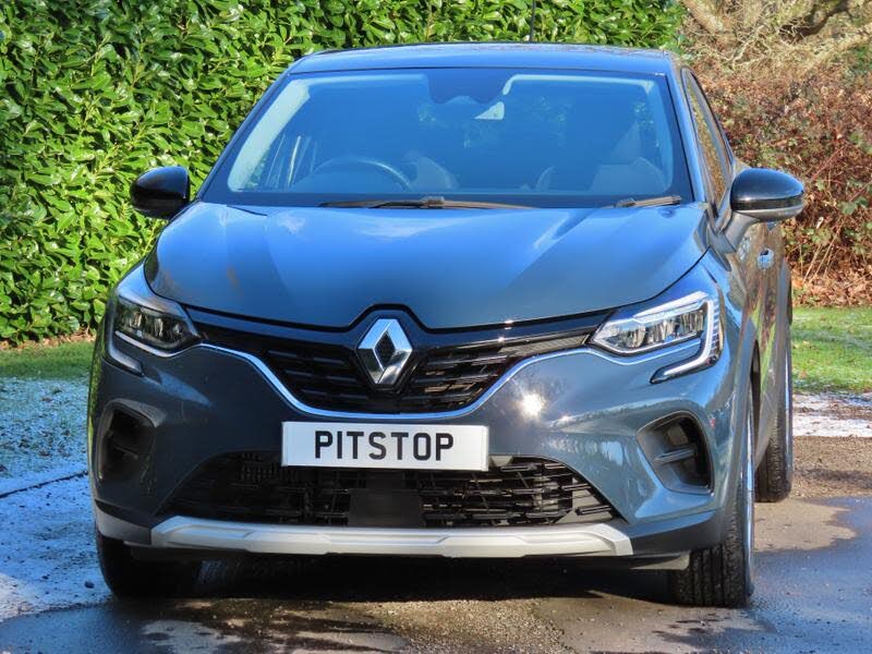 2022 Renault Captur 1.3 TCe Iconic Edition EDC Auto