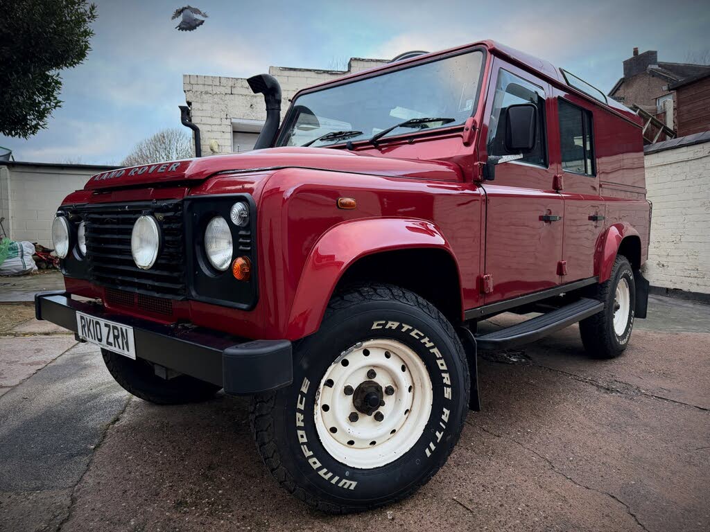 2010 Land Rover 110 Defender 2.4TD Utility Station Wagon 5 drs