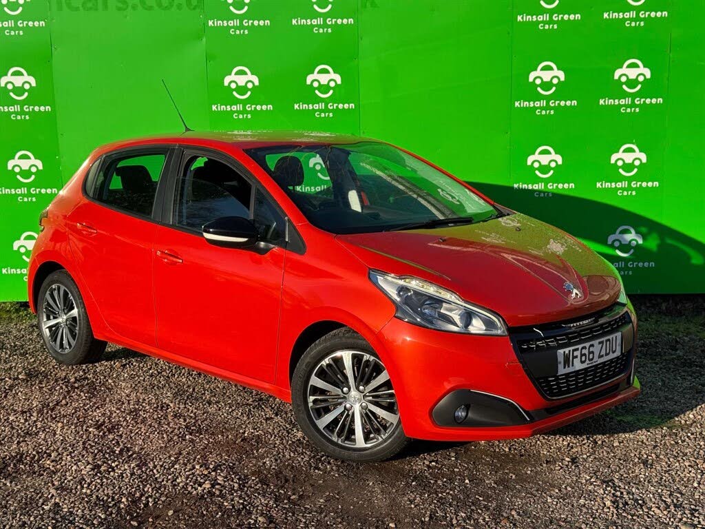 2016 Peugeot 208 1.2 PureTech Active Design Menthol 5d