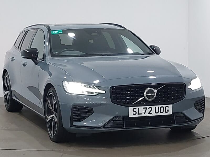 2022 Volvo V60 2.0 B4 Ultimate Station Wagon