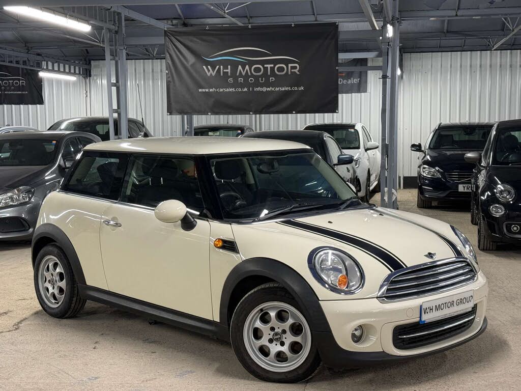 2011 MINI Mini 1.6 Cooper (122bhp) Hatchback 3d