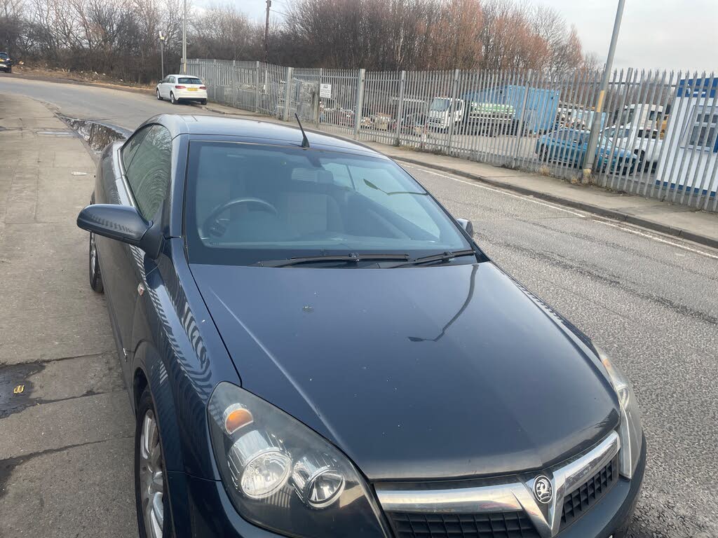 2009 Vauxhall Astra 1.8 Twin Top Sport 16v Coupe