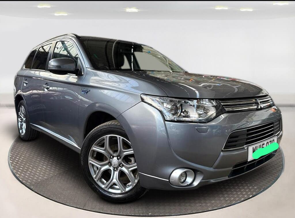 2015 Mitsubishi Outlander 2.0 GX3h (5st)