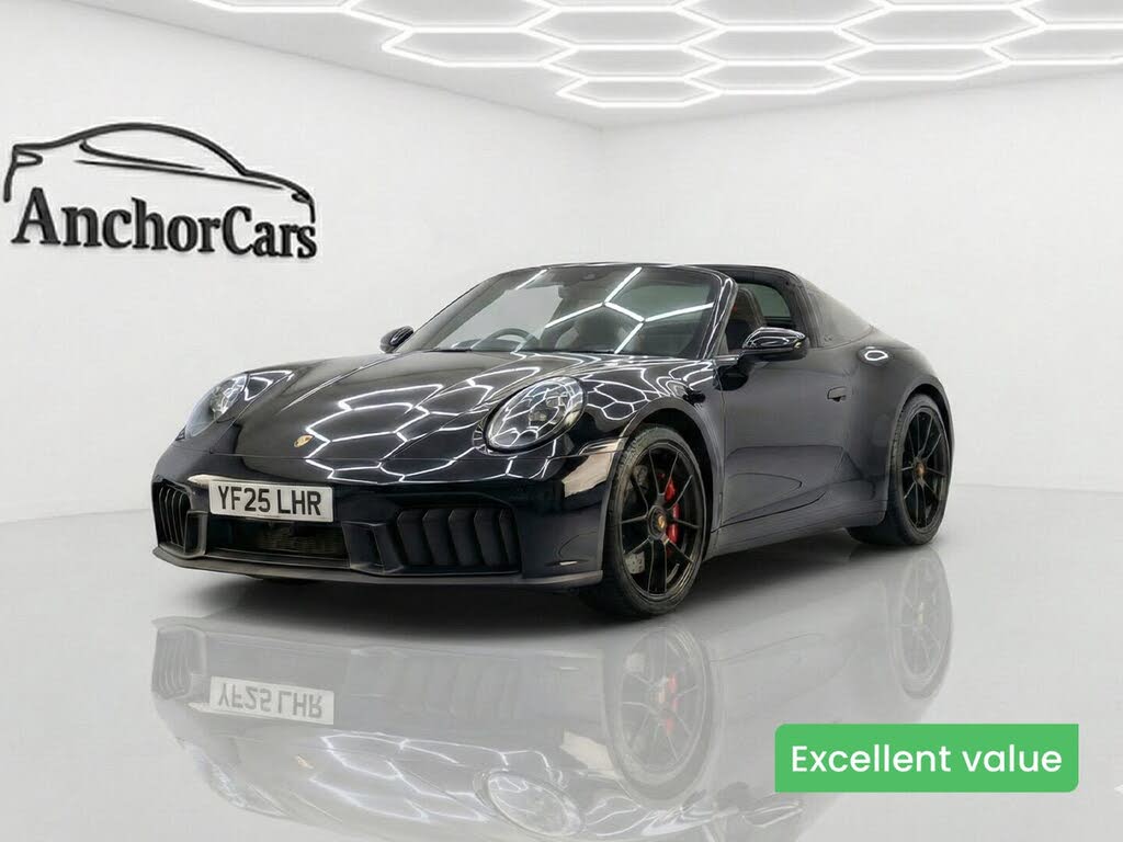 2025 Porsche 911 3.0 Targa 4 GTS (541ps) 3591cc PDK