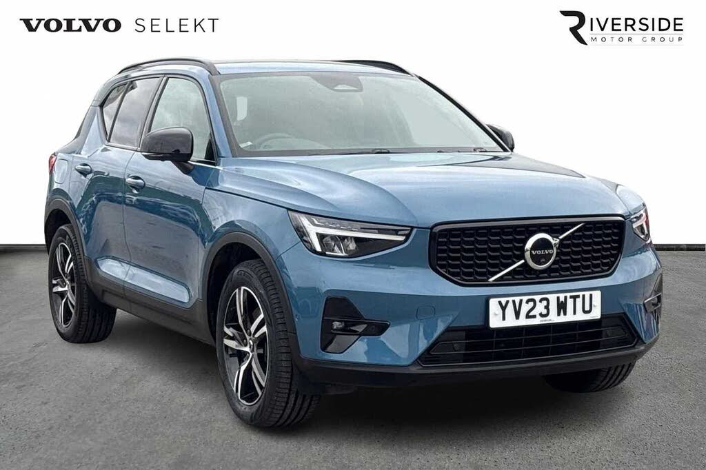 2023 Volvo XC40 2.0 B3 Plus