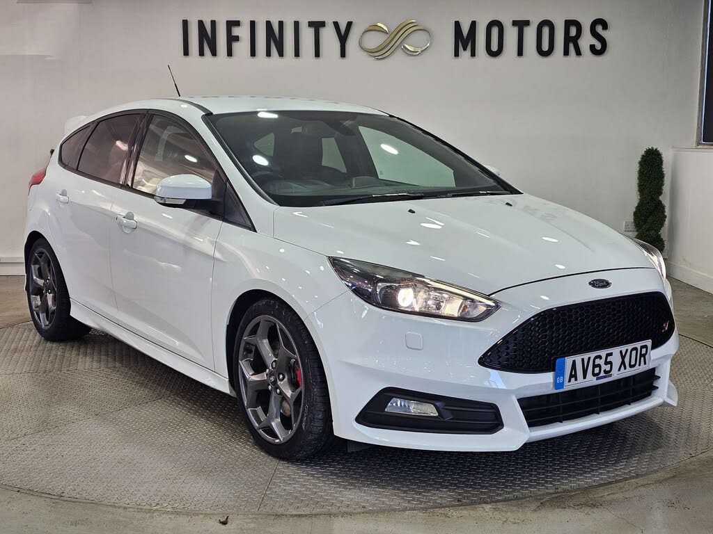 2015 Ford Focus 2.0T ST3 Hatchback