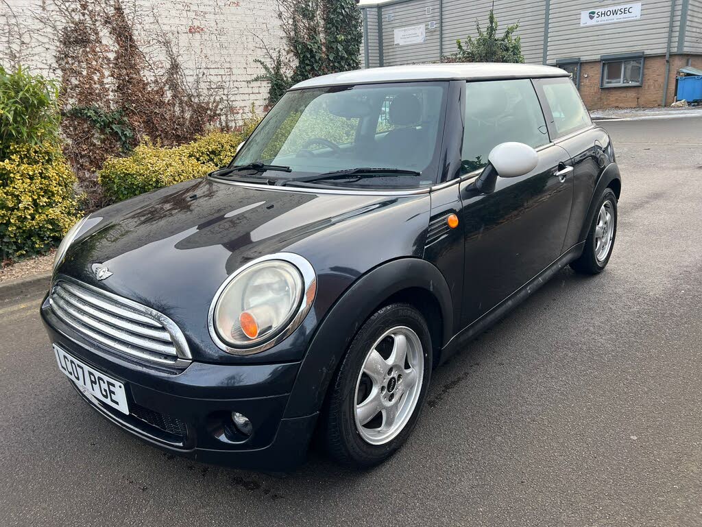 2007 MINI Cooper 1.6 Cooper (120bhp) Hatchback 3d