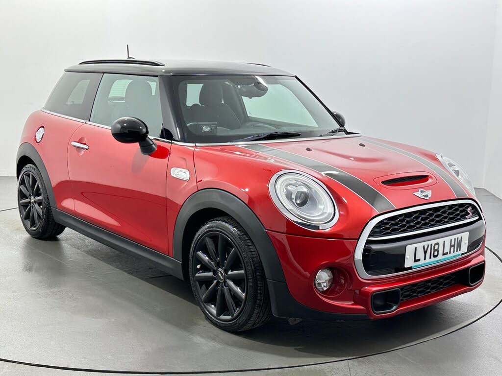 2018 MINI Mini 2.0 Cooper S Series II (s/s) Hatchback 3d Sport Auto